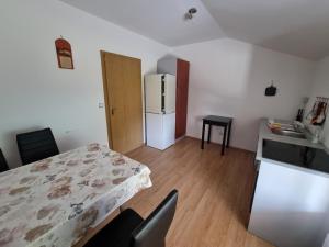 Apartma Patricija - big apartment for 6