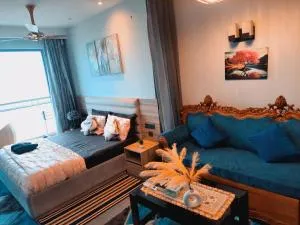 Luxury Studio Apartment , Delhi NCR - Badarpur