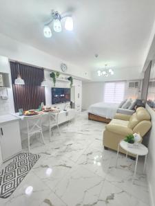 Steffs Condo 722 at Centrio Tower