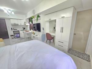 Steffs Condo 722 at Centrio Tower