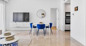 Brand New Stunning Apartment with Pool Views, Dionysus Village, Aphrodite Hills