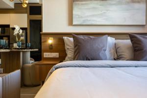 Nomads Den by Tony and Ola