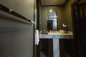 Lunar Mansion Hotel - โรงแรม ลูน่า แมนชั่น เชียงใหม่