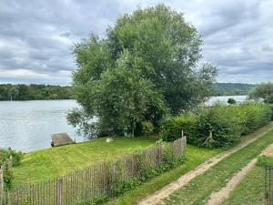 Maisons de vacances La Parenthese en bord de seine : photos des chambres