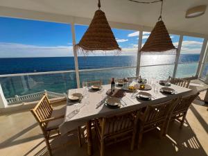 Villa Celia en primera linea del mar!