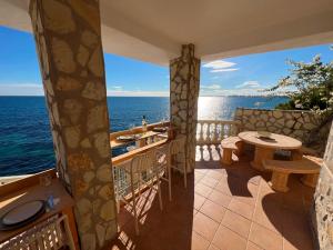 Villa Celia en primera linea del mar!