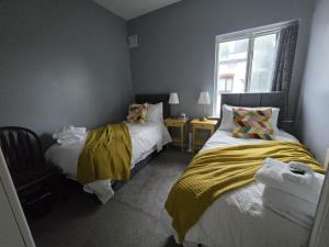 1 Minute to Everywhere! Galway City Centre