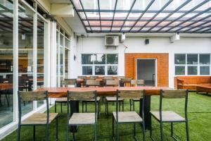 Urbanview Hotel Syariah Astungkara Space Sleman by RedDoorz