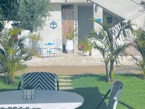 בלקוני לחוף דור - Dor