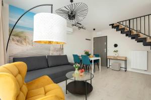 Stylowy Apartament w Niechorzu Blisko Morza z Klimatyzacją i Parkingiem by Noclegi Renters