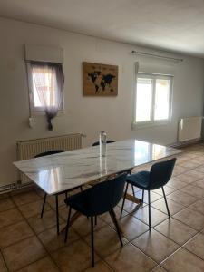 Maisons de vacances Small house with garden : photos des chambres