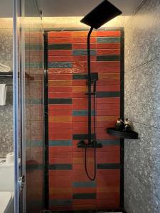 Tulip Hotel - Sunset Town