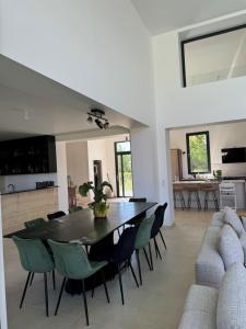 Villas Grande Villa de vacances region de bordeaux : photos des chambres