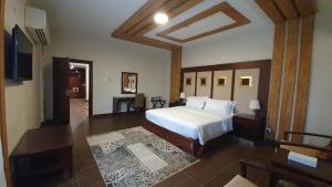 منتجع شاطئ الدولفين للإيواء السياحي