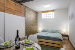 Kövirózsa Pihenőház