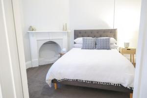 Ellamatta House Simmons St Central Wagga