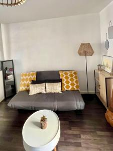 Ajaccio centre ville joli T2 Grandval