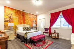 Tranquil Luxury Suite Rental in a Hillside Lodge in Julian, California - Julian