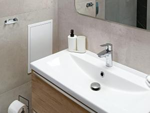 Nova Apartment In Orlik Residence