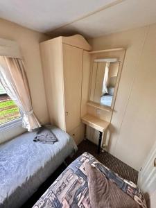 2 Bedroom Caravan Located in Uddingston, Glasgow at Maryville Caravan Site
