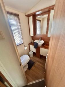 2-Bedroom Caravan Located in Uddingston, Glasgow at Maryville Caravan Site