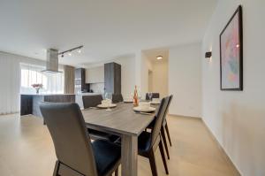 The Valley Collection - Suite A2