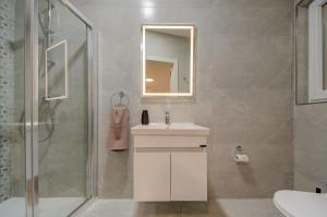 The Valley Collection - Suite A2