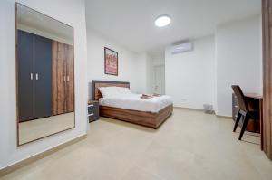 The Valley Collection - Suite A2