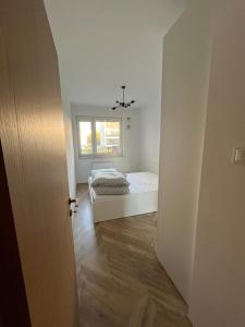 Sky Line Boarding Stay 6 Persons 24 7 Check In