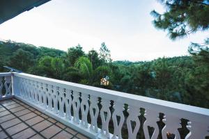 Spacious Family Home in Crosswinds Tagaytay