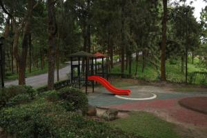 Spacious Family Home in Crosswinds Tagaytay