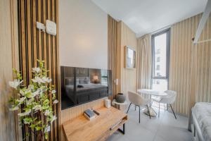 The Aljada Escape by Blue Cloud