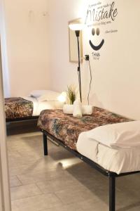 Banksy house in Rome intero appartamento