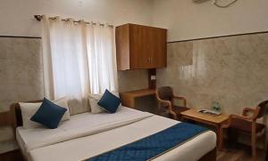 FabHotel Classic Heights