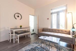 Spacious Contractor 5BR - Wi-Fi, Parking