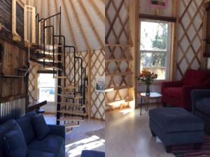 Spacious Yurt with Hot Tub for the Ideal Blue Ridge Parkway Getaway