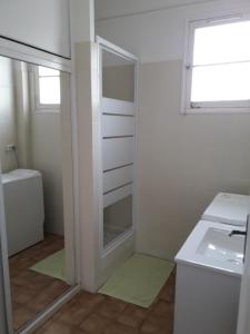 T3 jardin, parking, terrasse à 80 m de la plage à Saint cyr sur mer