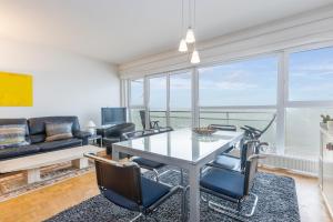 Royal Palace Sectie 5