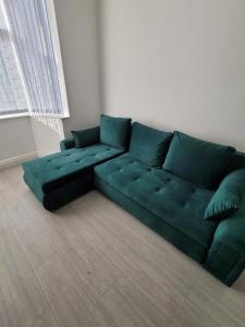 City centre 4 bed 8 guest house