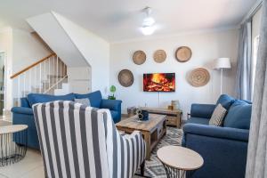 Ballito Beach Villa - La Toinette 8