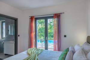 Villa Shanti, a luxurious and modern Villa surrounded by nature