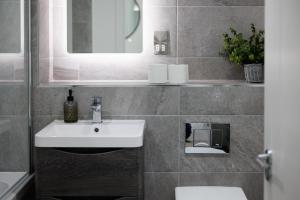 Modern 3 Bedroom Flat in Belfast City Center