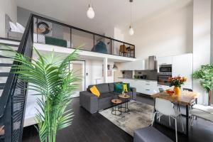 Family Duplex 2-room Apartments I Metro I Karlin Square