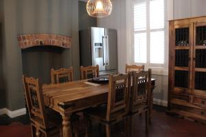 Charming 4-Bed in Llangollen