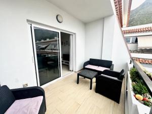 Pambnb - Chic Seaview Apartment with Gym & Kids Park