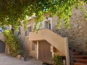 Petit gite au cœur d'un village templier - Villedieu