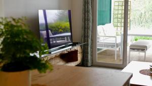 Joli T2 avec jardin proche du château dArcangues