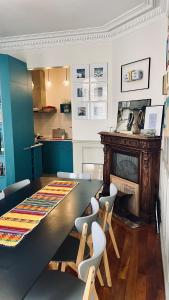 Stylish Parisian Montmartre 2br Apartment