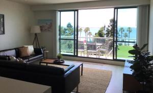 THE WATERFRONT APARTMENTS Family Executive Apartment with Bay Views located on the Geelong Waterfront - 2407