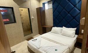 Via Firdous - Mumbai Central